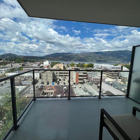 Amazing Brand New Lakeview Condo Downtown Kelowna Dış mekan fotoğraf