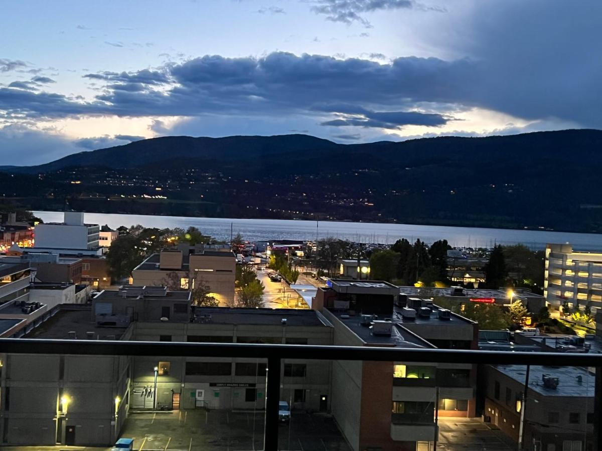 Amazing Brand New Lakeview Condo Downtown Kelowna Dış mekan fotoğraf