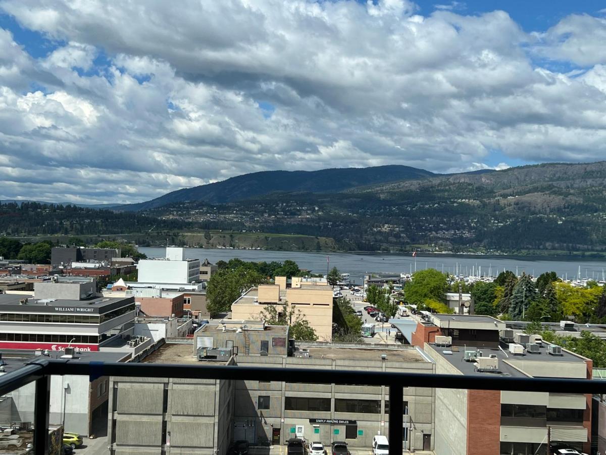 Amazing Brand New Lakeview Condo Downtown Kelowna Dış mekan fotoğraf