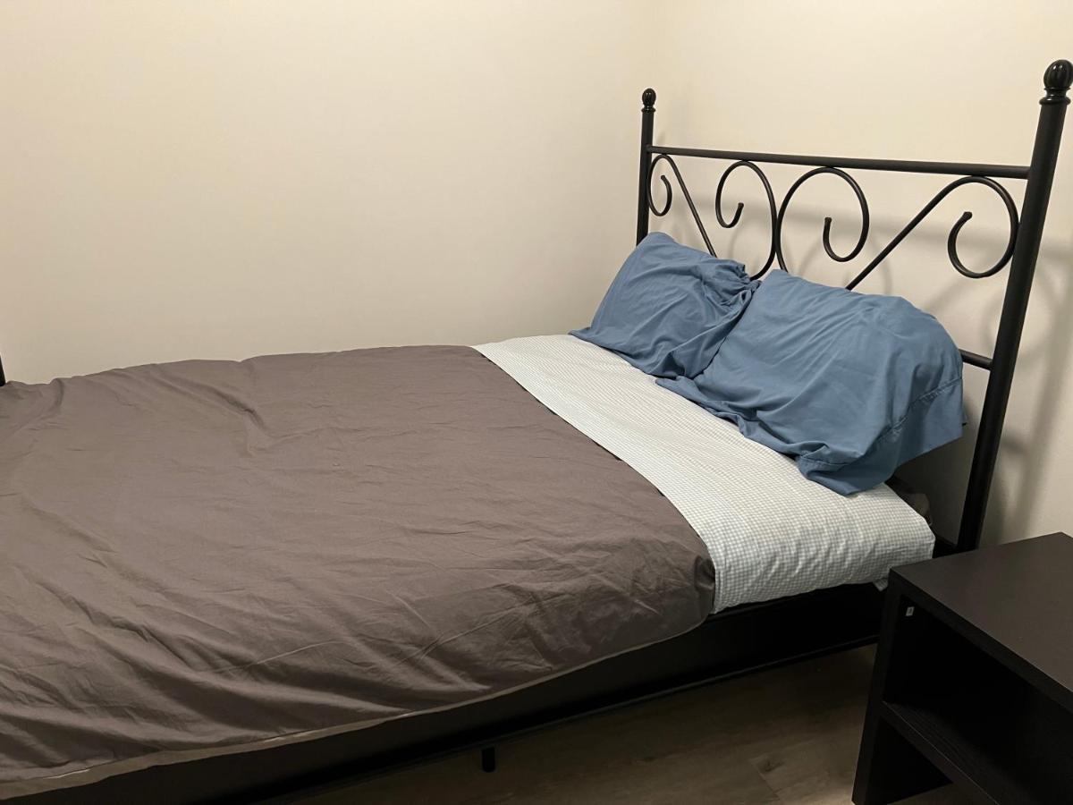 Amazing Brand New Lakeview Condo Downtown Kelowna Dış mekan fotoğraf