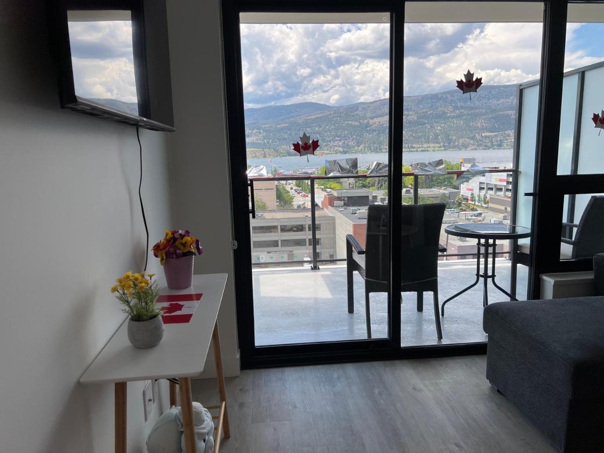 Amazing Brand New Lakeview Condo Downtown Kelowna Dış mekan fotoğraf