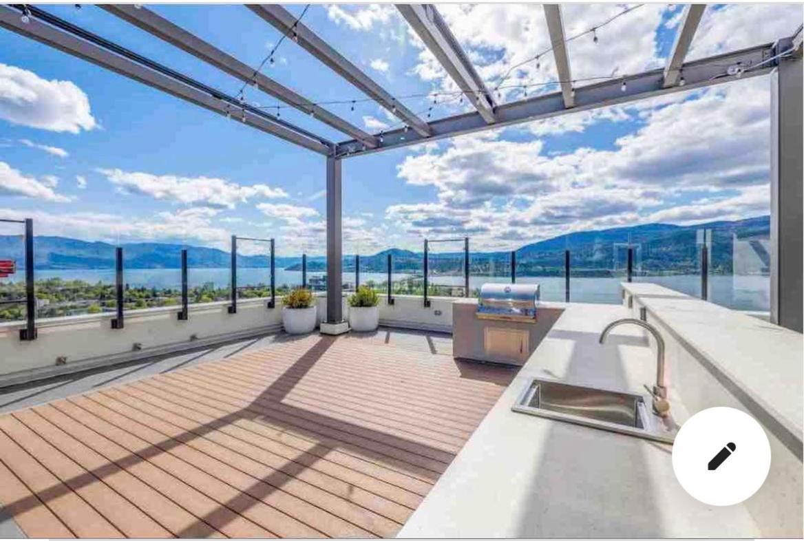Amazing Brand New Lakeview Condo Downtown Kelowna Dış mekan fotoğraf